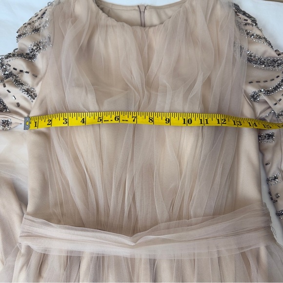 HENNIN Evening Gown Women’s Dress Size 38 Nude Tulle with Embroidery and Beading - Picture 13 of 16